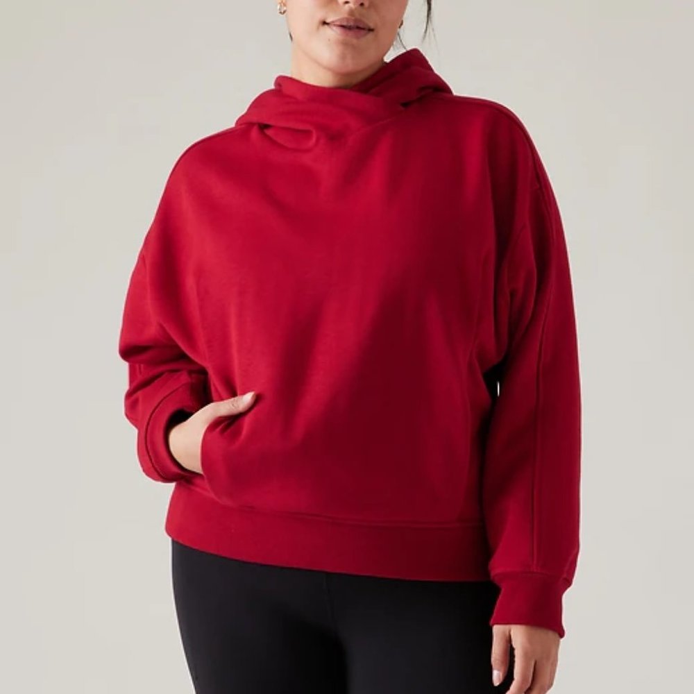 Athleta Cozy Karma Hoodie Sweatshirt in Clover Berry Size M